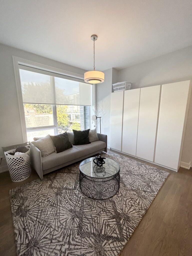 LV - USE - Cover _ USE BELOW